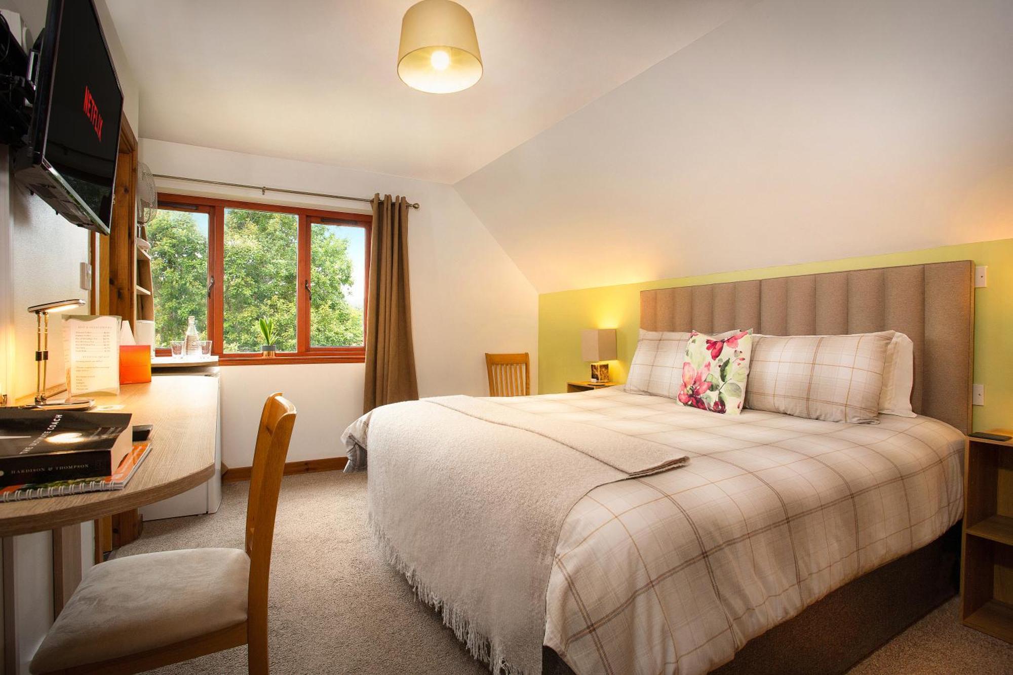 Beechwood Lodge Guesthouse Alness Kültér fotó