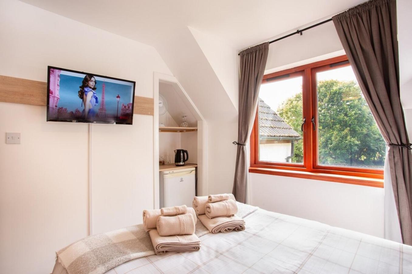 Beechwood Lodge Guesthouse Alness Kültér fotó