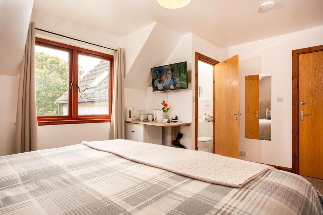 Beechwood Lodge Guesthouse Alness Kültér fotó