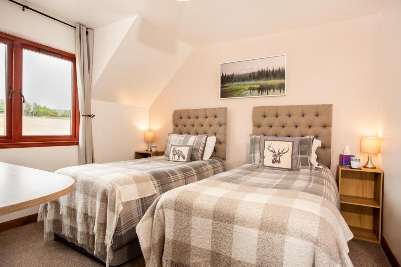 Beechwood Lodge Guesthouse Alness Kültér fotó